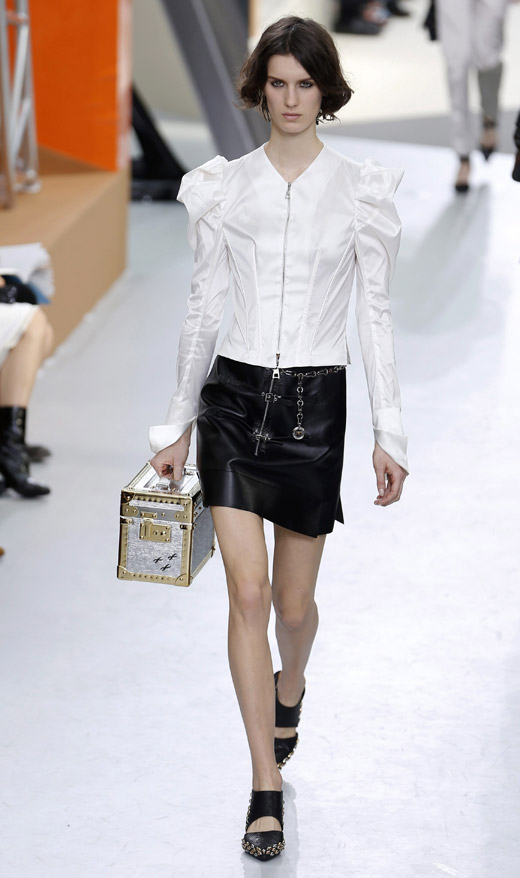 Fur, animal prints and box-like handbags by Louis Vuitton for Fall-Winter 2015/2016