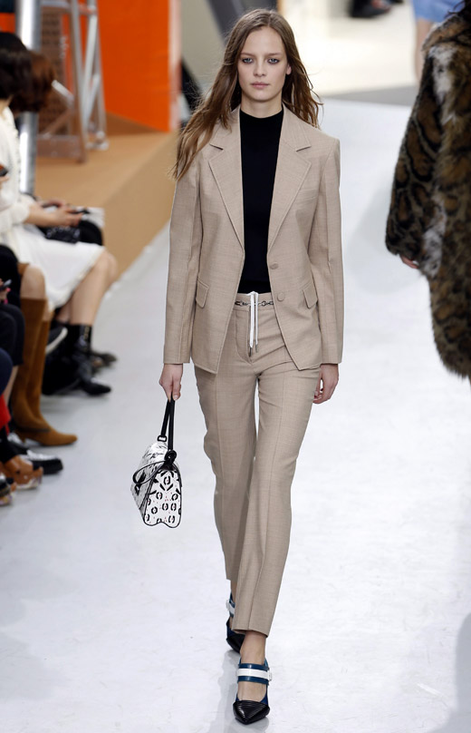 Fur, animal prints and box-like handbags by Louis Vuitton for Fall-Winter 2015/2016