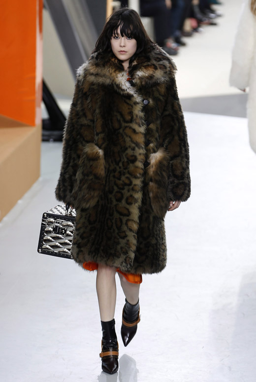 Fur, animal prints and box-like handbags by Louis Vuitton for Fall-Winter 2015/2016