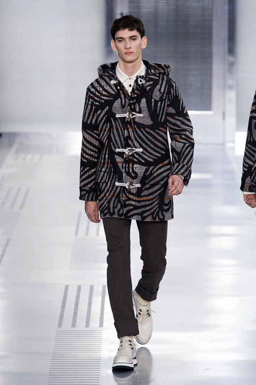 Frameweb  Louis Vuitton unleashes the joy of childhood with its latest  menswear runway