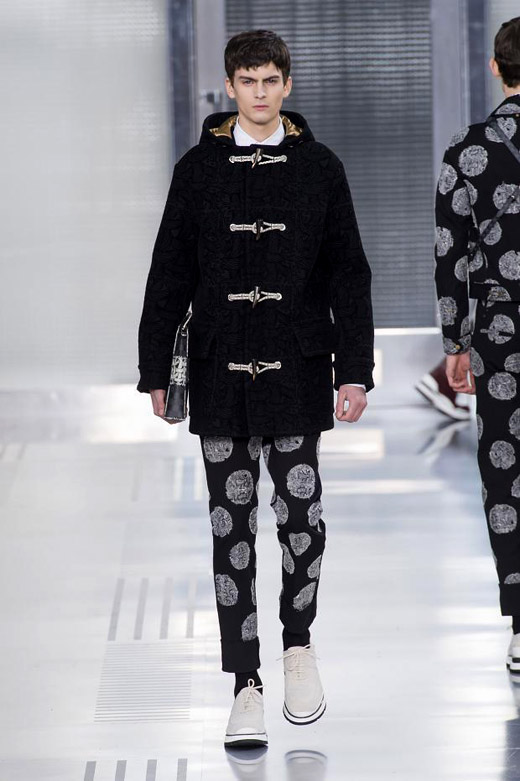 Frameweb  Louis Vuitton unleashes the joy of childhood with its latest  menswear runway