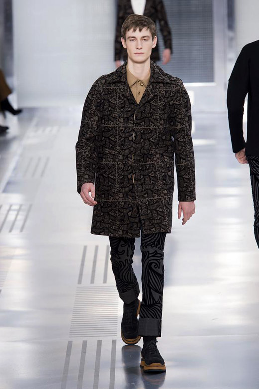 Louis Vuitton's Fall/Winter 2015 Graphic Menswear Collection Inspired by  Christopher Nemeth – The Fashionisto