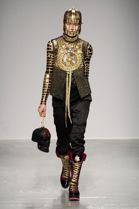 Manish Arora presented Fall/Winter 2015-2016 during Paris Fashion Week