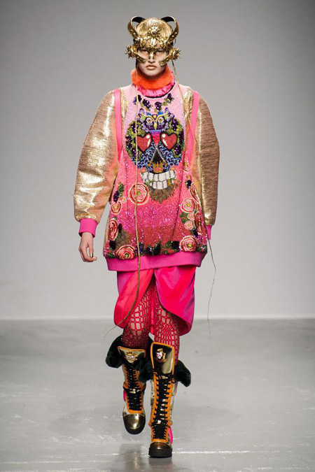 Manish Arora presented Fall/Winter 2015-2016 during Paris Fashion Week