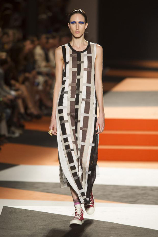 Womenswear: Missoni Spring/Summer 2016 collection