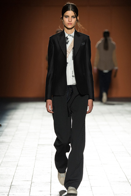 Fresh view of effortless but confident dressing in Paul Smith Fall/Winter 2015 during London Fashion Week