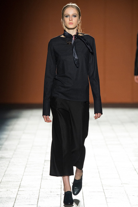 Fresh view of effortless but confident dressing in Paul Smith Fall/Winter 2015 during London Fashion Week