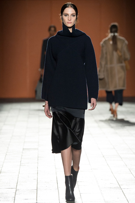 Fresh view of effortless but confident dressing in Paul Smith Fall/Winter 2015 during London Fashion Week