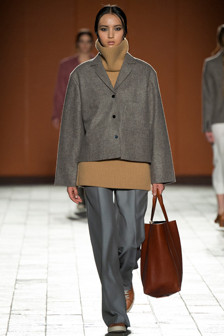 Fresh view of effortless but confident dressing in Paul Smith Fall/Winter 2015 during London Fashion Week