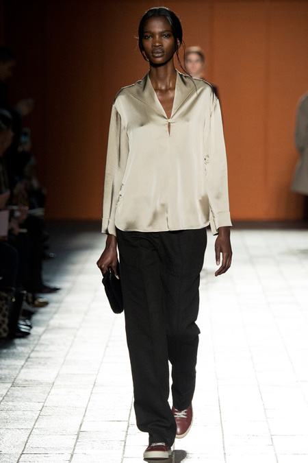 Fresh view of effortless but confident dressing in Paul Smith Fall/Winter 2015 during London Fashion Week