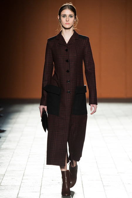 Fresh view of effortless but confident dressing in Paul Smith Fall/Winter 2015 during London Fashion Week