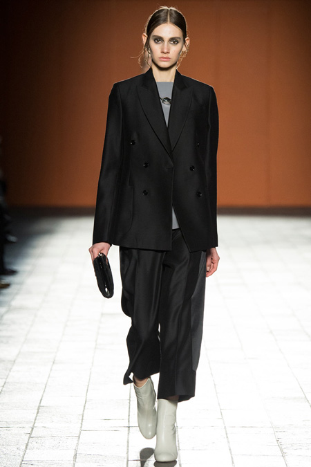 Fresh view of effortless but confident dressing in Paul Smith Fall ...