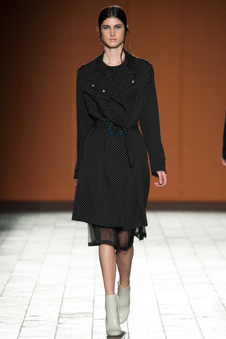 Fresh view of effortless but confident dressing in Paul Smith Fall/Winter 2015 during London Fashion Week