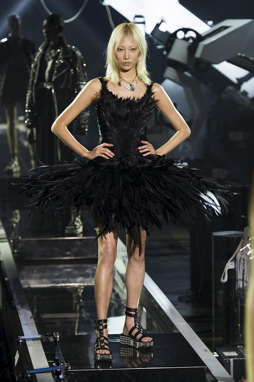 Philipp Plein Spring/Summer 2016 - inspired by the punk