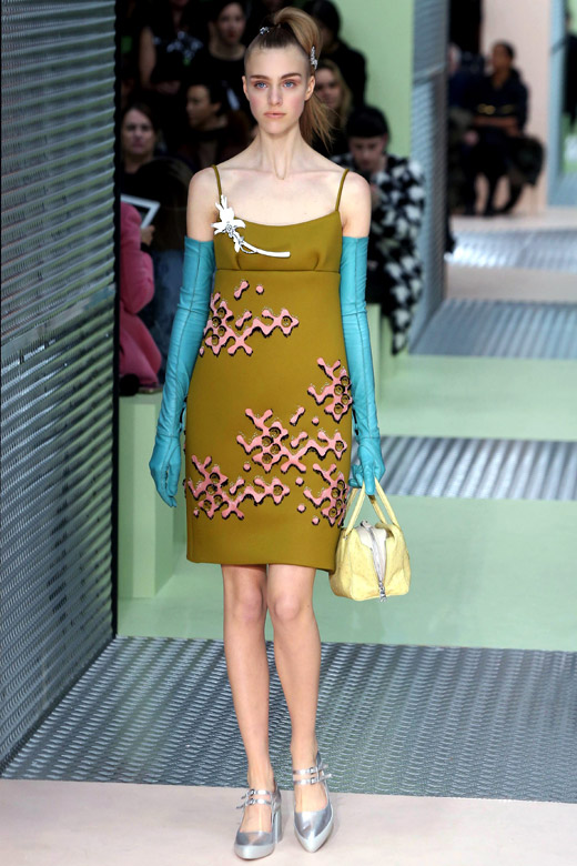 60s are back: Prada Fall-Winter 2015/2016 women's collection