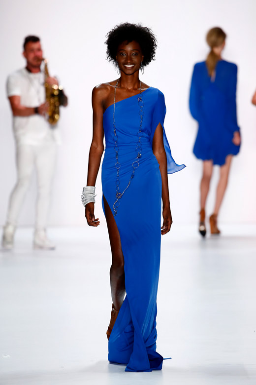 'Blue Notes' and 'Color House' for Spring-Summer 2016 by RIANI