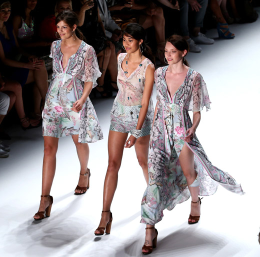 'Blue Notes' and 'Color House' for Spring-Summer 2016 by RIANI
