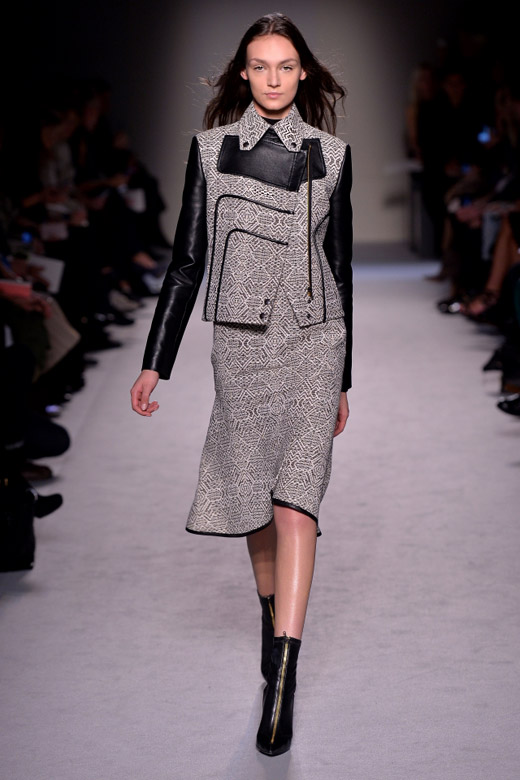 Paris Fashion Week: Roland Mouret Fall-Winter 2015/2016 collection