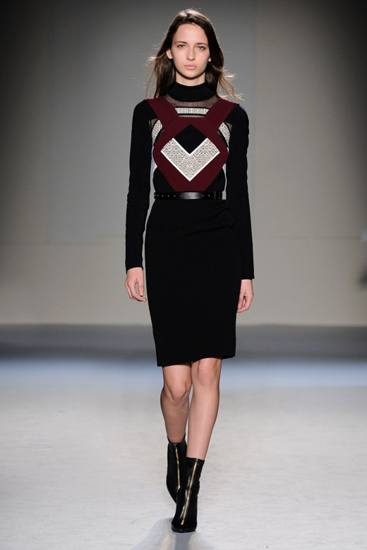  :  - 2015/2016  Roland Mouret