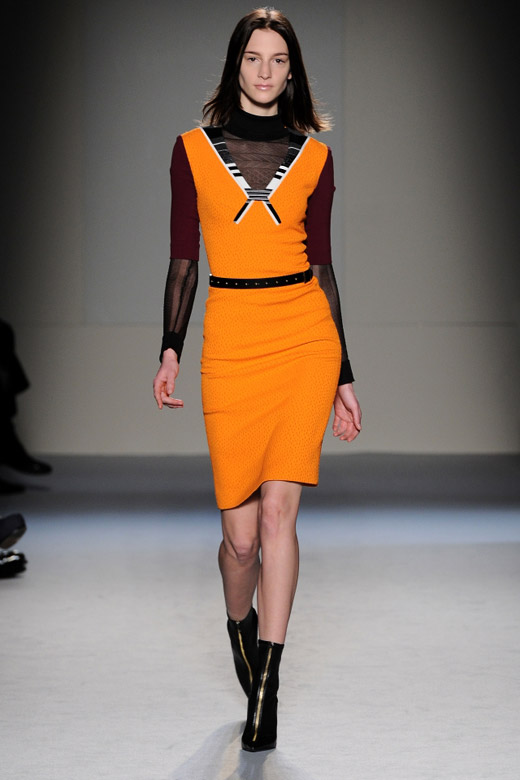 Paris Fashion Week: Roland Mouret Fall-Winter 2015/2016 collection