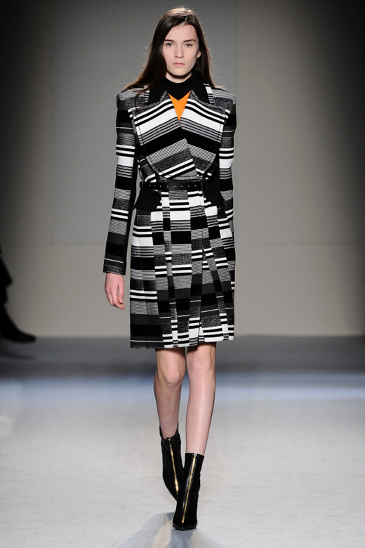 Paris Fashion Week: Roland Mouret Fall-Winter 2015/2016 collection