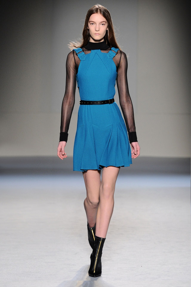 Paris Fashion Week: Roland Mouret Fall-Winter 2015/2016 collection