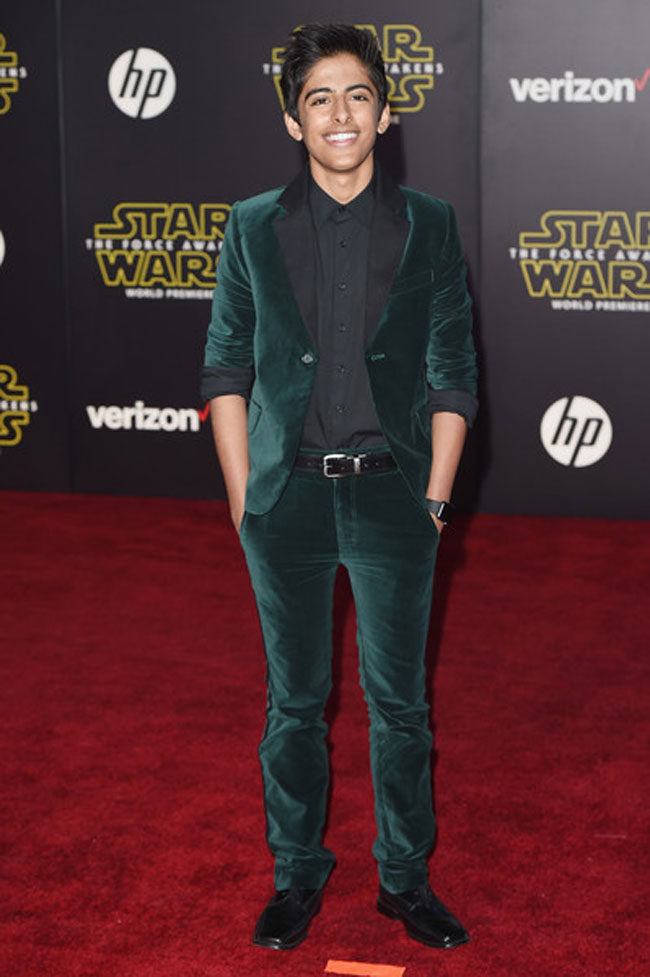 How the stars were dressed during the Star Wars: The Force Awakens premiere