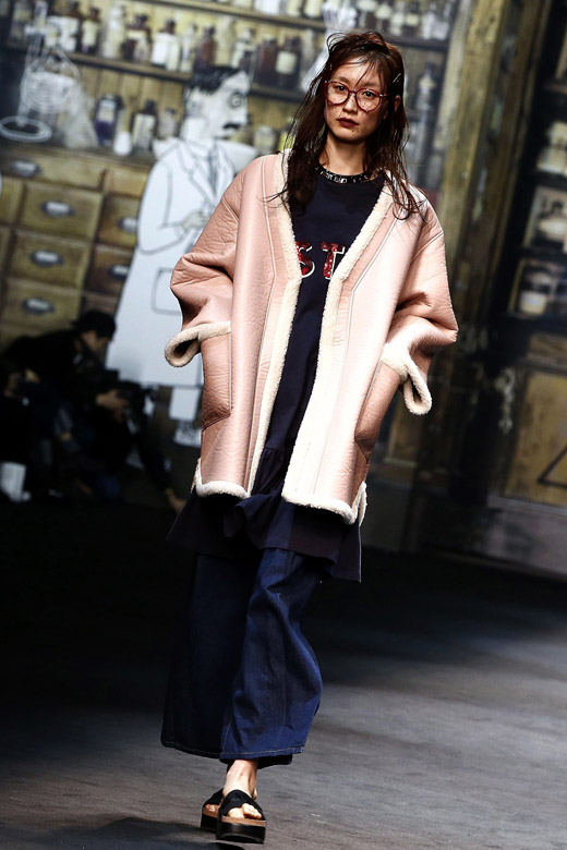 Steve J & Yoni P Fall-Winter 2015 collection at Seoul Fashion Week