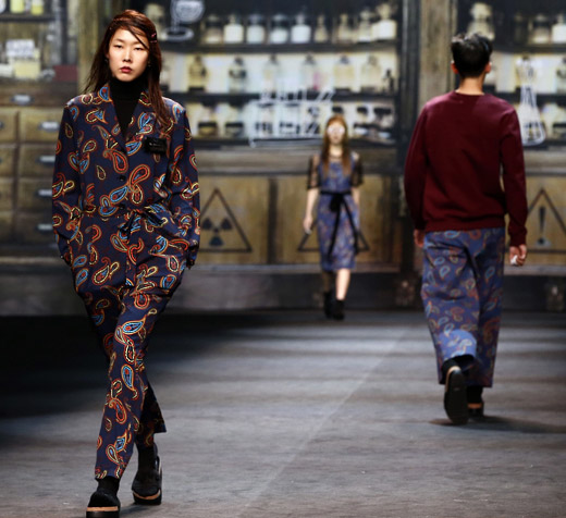 Steve J & Yoni P Fall-Winter 2015 collection at Seoul Fashion Week