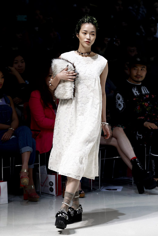 Steve J & Yoni P Fall-Winter 2015 collection at Seoul Fashion Week