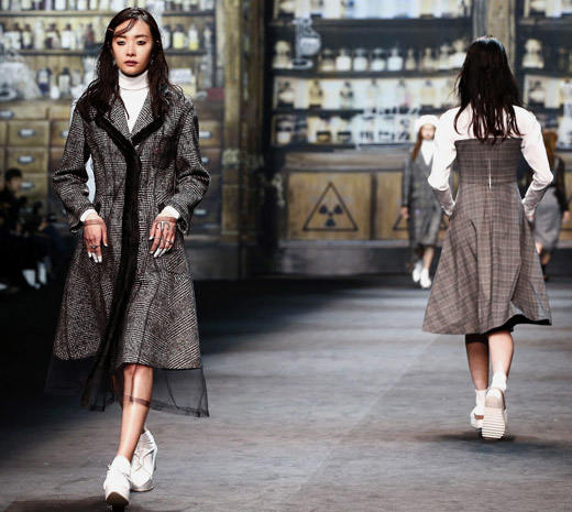 Steve J & Yoni P Fall-Winter 2015 collection at Seoul Fashion Week