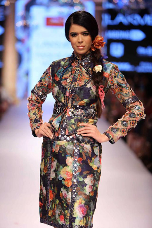 Lakme Fashion Week: Suneet Varma Summer-Resort 2015 collection