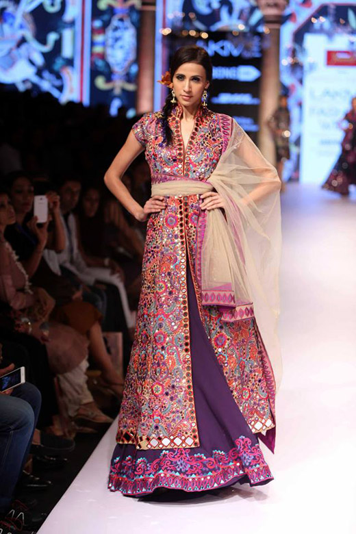 Lakme Fashion Week: Suneet Varma Summer-Resort 2015 collection