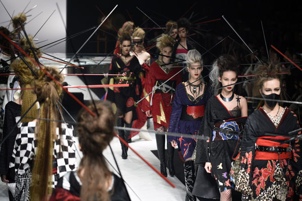 Tokyo Fashion Week showed the new face of kimono