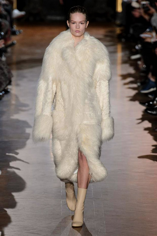 Fall/Winter 2015-2016 Fashion trends: White fur