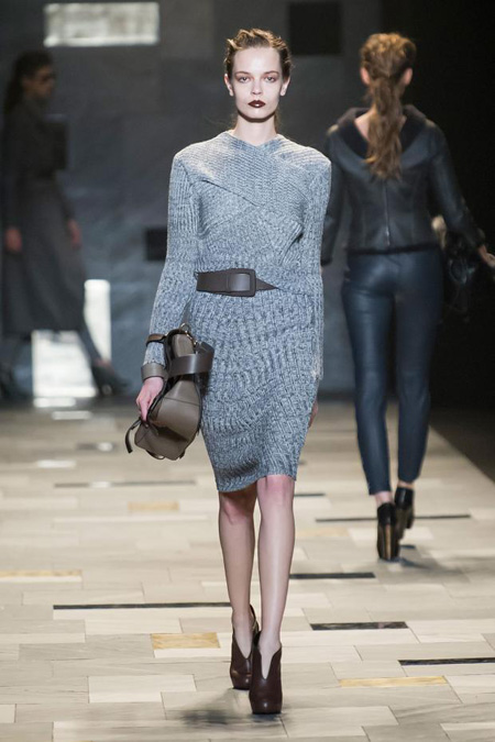 Sensuality and rigour by Trussardi Fall/Winter 2015-2016 womenswear ...