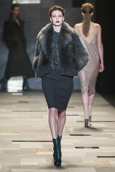 Sensuality and rigour by Trussardi Fall/Winter 2015-2016 womenswear collection