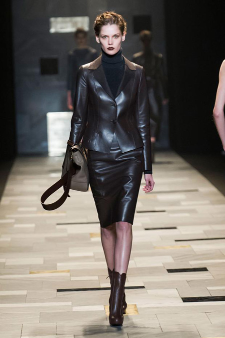 Sensuality and rigour by Trussardi Fall/Winter 2015-2016 womenswear collection