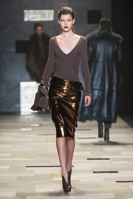 Sensuality and rigour by Trussardi Fall/Winter 2015-2016 womenswear collection