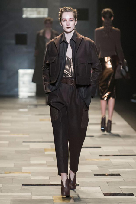 Sensuality and rigour by Trussardi Fall/Winter 2015-2016 womenswear collection