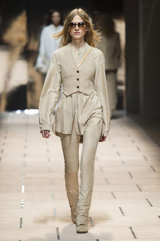 Trussardi Womenswear Spring-Summer 2016 collection