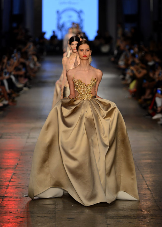 Haute Couture: Tuvanam Fall-Winter 2015/2016 collection