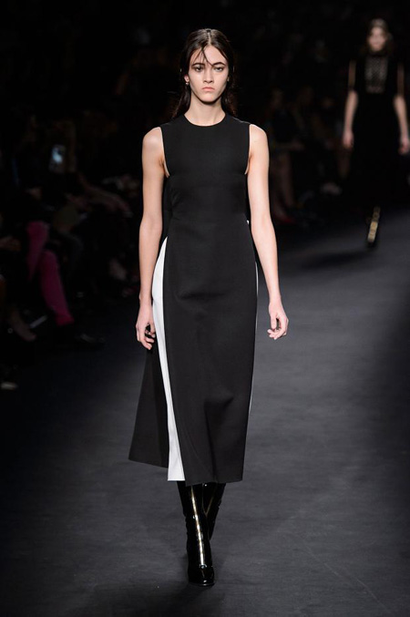 Valentino Autumn/Winter 2015-2016 women's collection at Paris Fashion Week