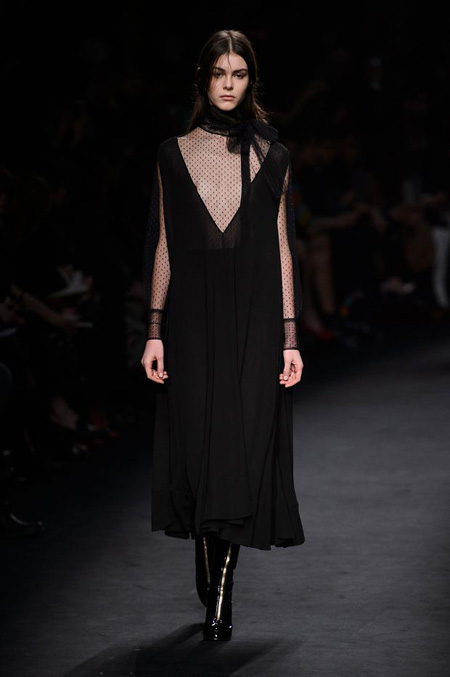 Valentino Autumn/Winter 2015-2016 women's collection at Paris Fashion Week