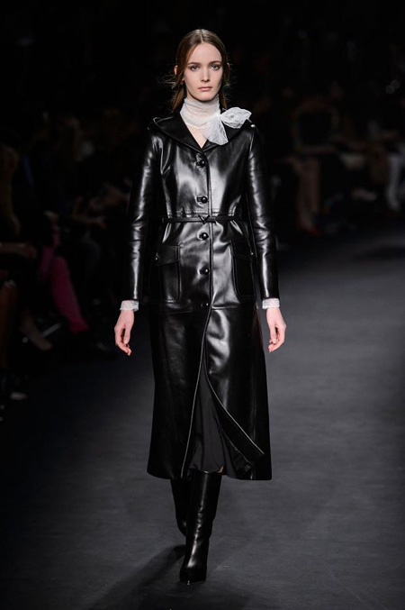 Valentino Autumn/Winter 2015-2016 women's collection at Paris Fashion Week