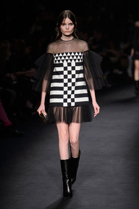 Valentino Autumn/Winter 2015-2016 women's collection at Paris Fashion Week