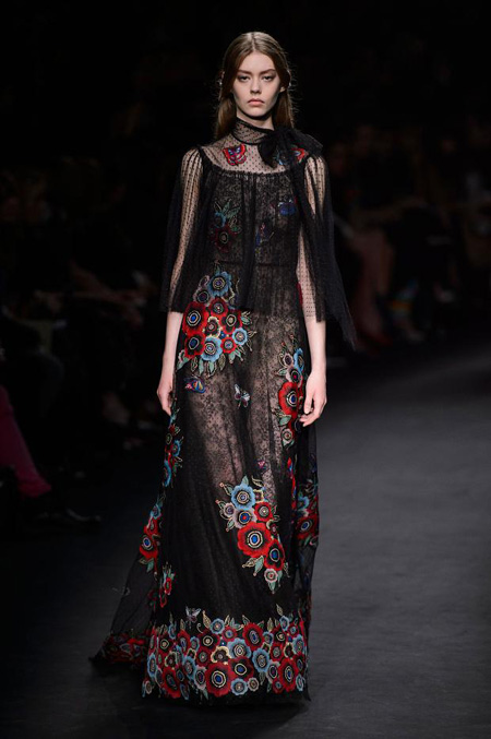 Valentino Autumn/Winter 2015-2016 women's collection at Paris Fashion Week