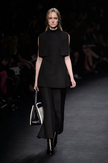 Valentino Autumn/Winter 2015-2016 women's collection at Paris Fashion Week