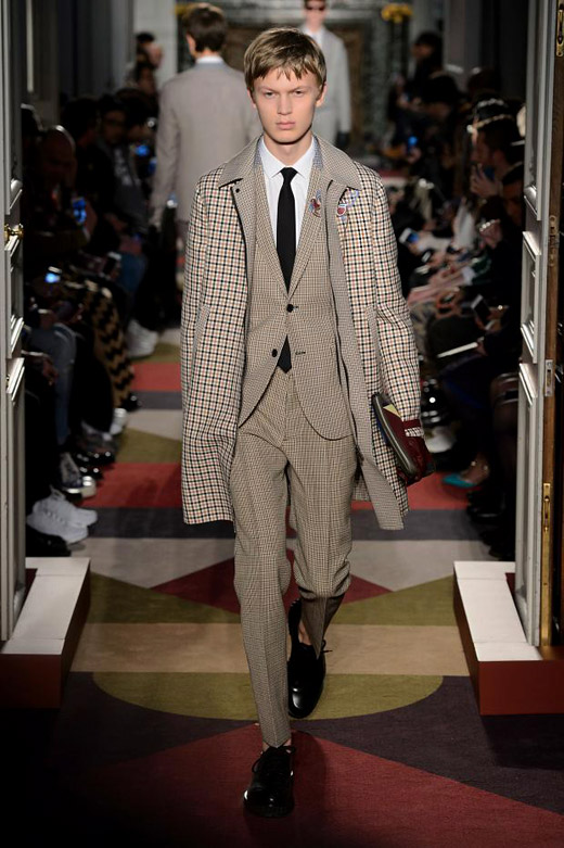 Valentino Fall-Winter 2015/2016 collection at Paris Men's Fashion Week