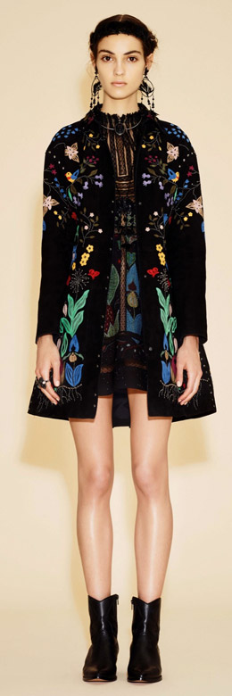 'The eye has to travel' - Valentino Resort 2016 collection